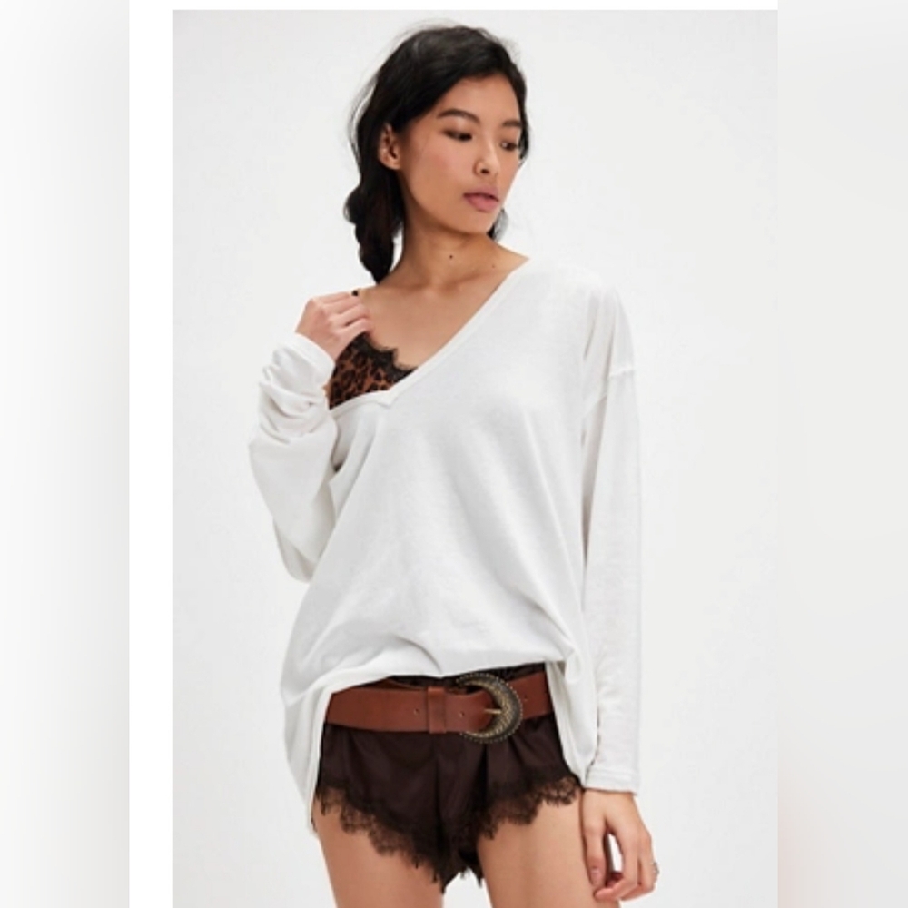 We The Free Nina V-Neck Long-Sleeve Tee L & XL Ivory